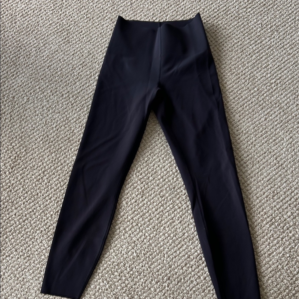 Lululemon no seam top and ankle Black High-Waisted Leggings